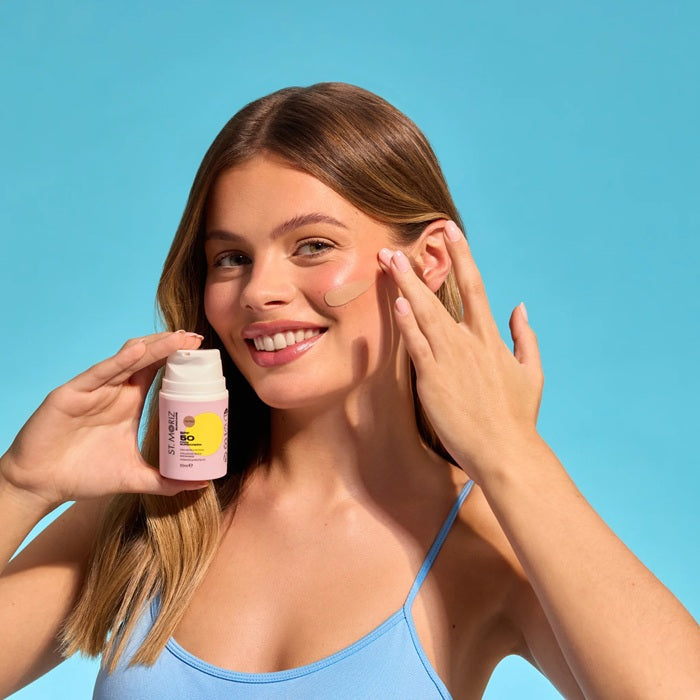 TINTED FACE SUNSCREEN SPF50 - Crema De Fata Nuantatoare Cu SPF 50 Si Protectie UVA Si UVB