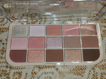Any lady evolution eyeshadow palette