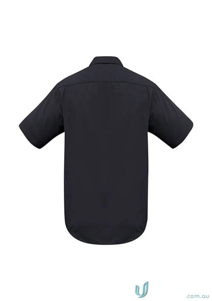Black Chelsea SS Shirt in metro short sleeve poplin blend tee style with tapered fit