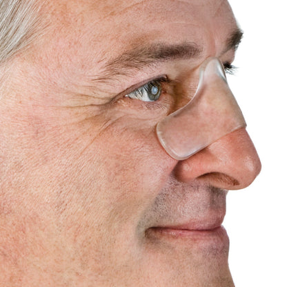 Man wearing Gecko Mask Pad