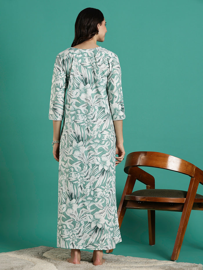 Green embroidered pure cotton nighty with 3/4 sleeves