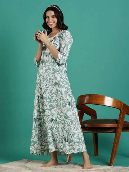Green embroidered pure cotton nighty with 3/4 sleeves