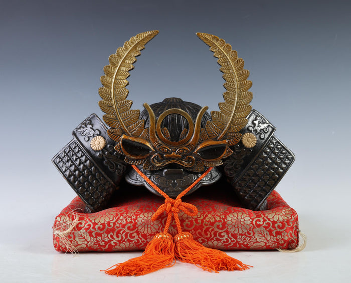 Japanese Old Vintage Samurai Helmet -TOKUGAWA IEYASU- Rare