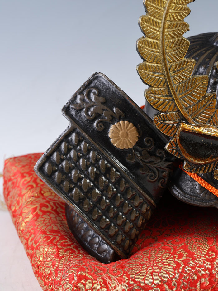 Japanese Old Vintage Samurai Helmet -TOKUGAWA IEYASU- Rare