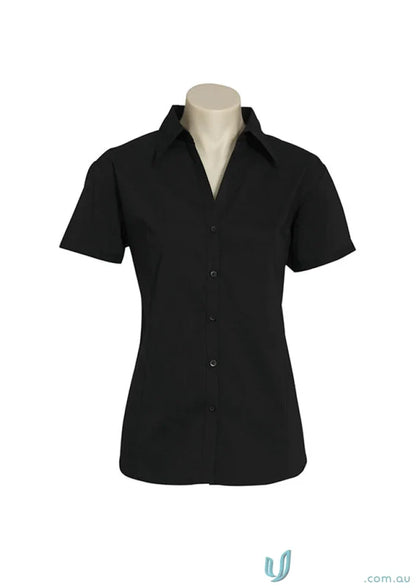 Black / 06