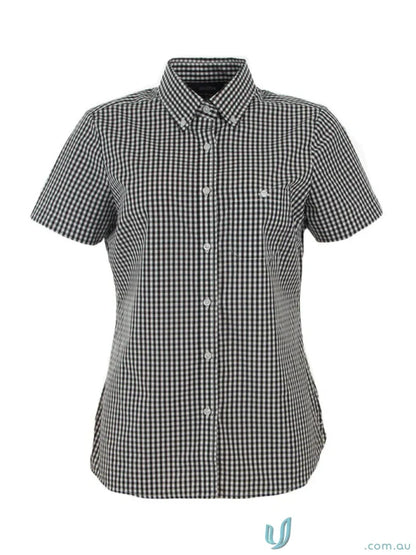 Black/White / W(06)