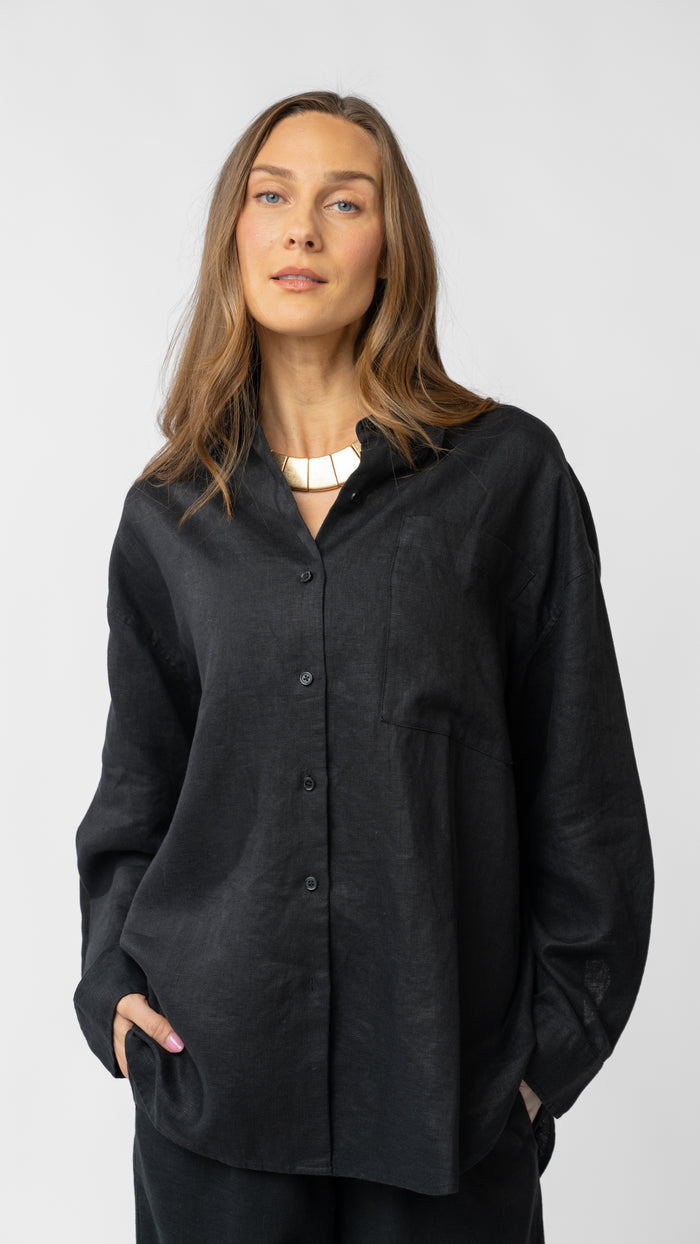 model wearing linen top and pants in black