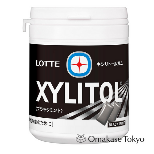 Lotte Xylitol Gum Black Mint Family Bottle 133g