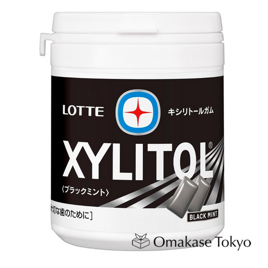 Lotte Xylitol Gum Black Mint Family Bottle 133g