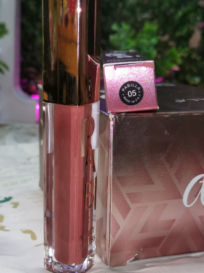 Pabilla perfect lipgloss lipstick