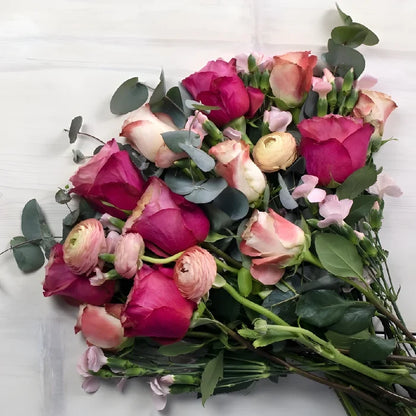 My Peachy Valentine Flower Arrangement Apron - Image