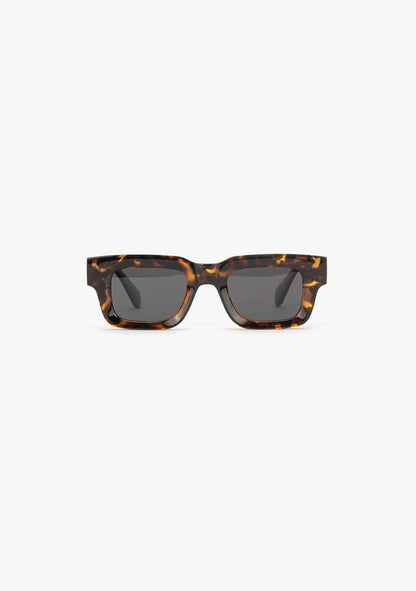 Elegant PURE Monclair Tortoise Sunglasses with classic tortoiseshell frames and stylish design
