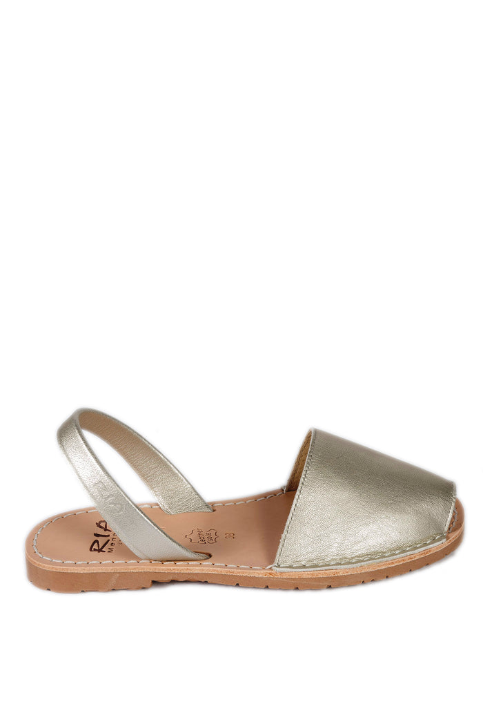 RIA MENORCA sandalo flat pelle argento 20002 METALGRAIN-PEARL