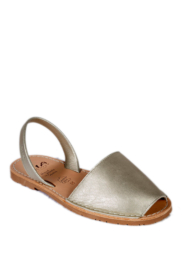 RIA MENORCA sandalo flat pelle argento 20002 METALGRAIN-PEARL