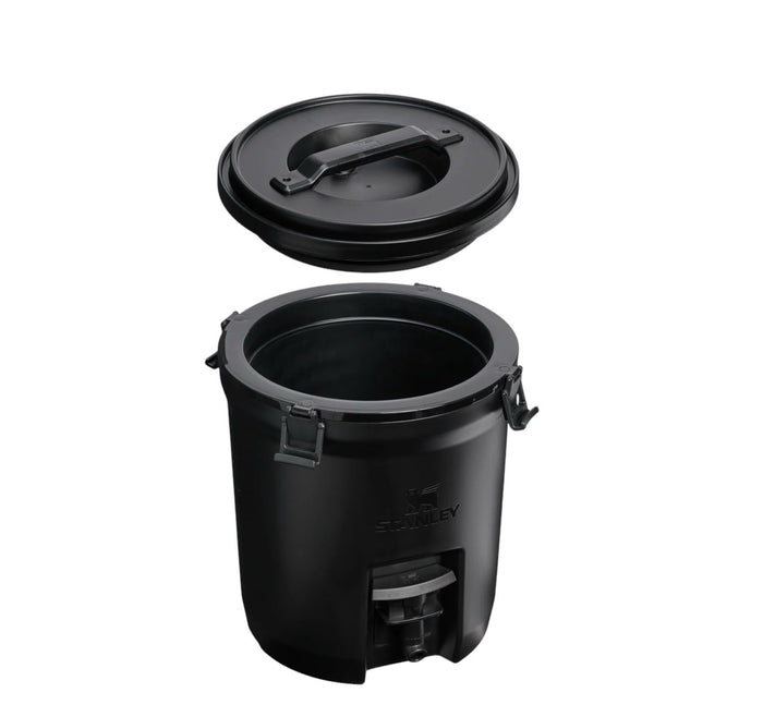 Stanley Fast Flow Water Jugs - 2 Gal (7.5L)