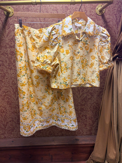 Entro summer picnic skirt with floral pattern, lightweight fabric, and casual style perfect for warm-weather outings.