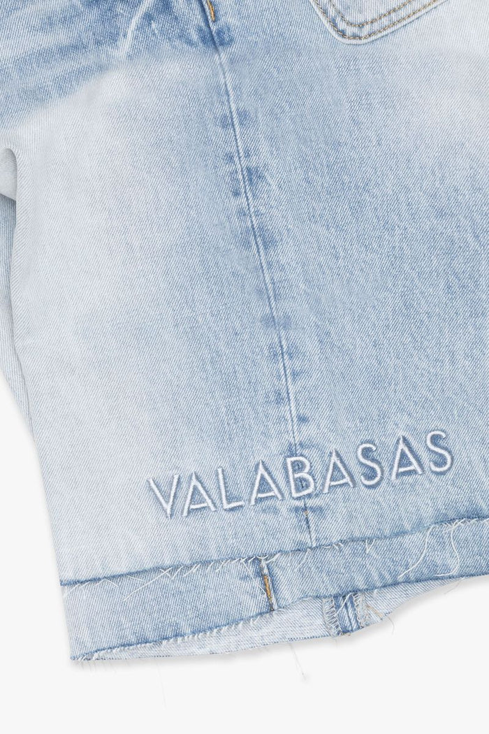 Light blue wash denim shorts featuring a stylish, casual fit for men, called Valabasas Mr Shorts perfect for summer and outdoor activities
