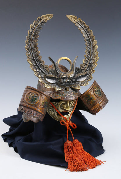 Vintage Japanese Samurai Kabuto Helmet  Tokugawa Ieyasu Style Display Armor