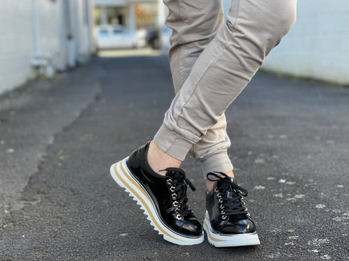 Wave Aria available in 2 colours